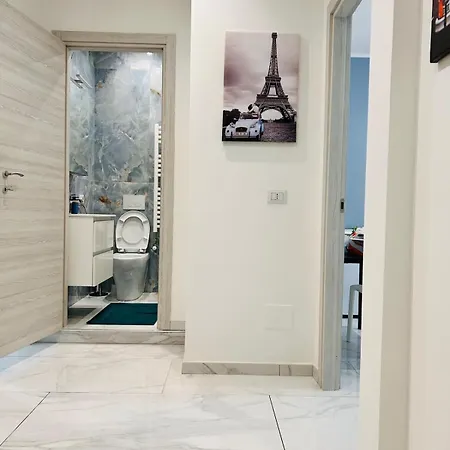 Luxury - Vicino Centro Metropolitana Homestay *