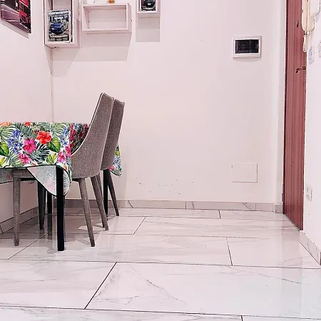 Luxury - Vicino Centro Metropolitana Ubytování v soukromí *