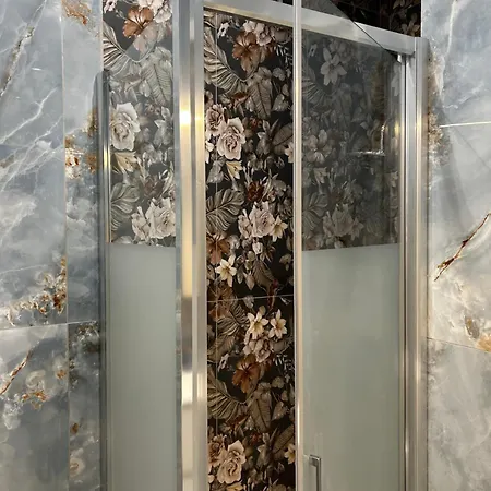 Luxury - Vicino Centro Metropolitana Δωμάτια σε οικογενειακή κατοικία Τορίνο