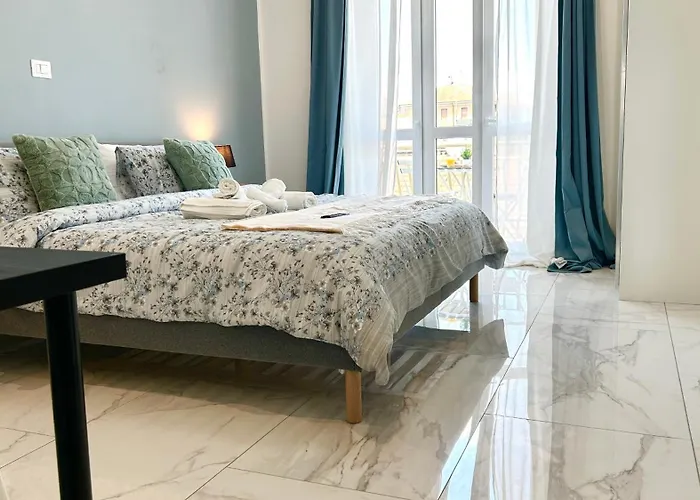 Luxury - Vicino Centro Metropolitana Rum i privatbostad *